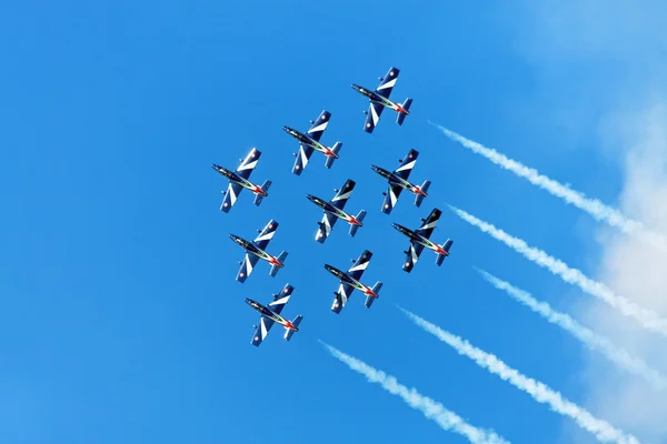 Aviones de combate en el aire —  Fotos de Stock