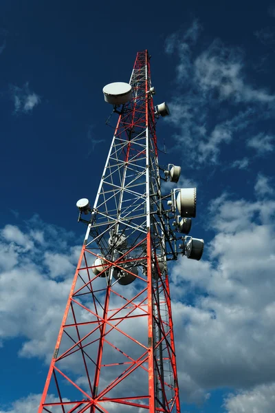 Gran torre de transmisión — Foto de Stock