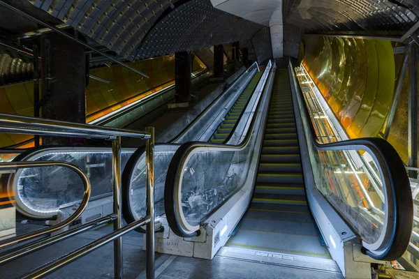 Interior moderno metro — Fotografia de Stock