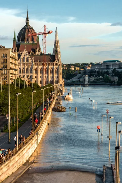 Überflutete Stadt Ungarns — Stockfoto