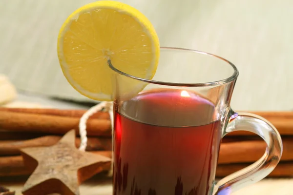 Mulled wine with spices — Stock Photo, Image