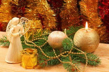 melek altın Noel çelenk