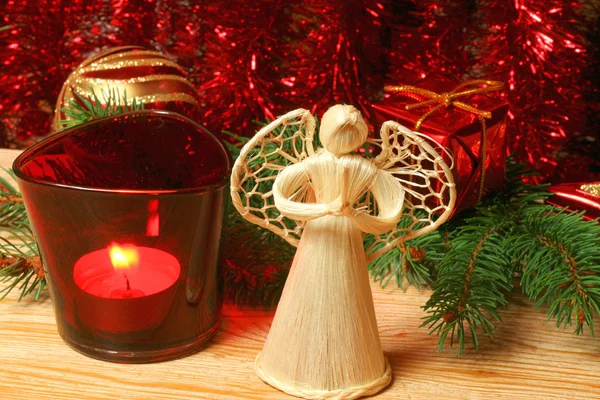 Vánoční anděl a dekorace — Stock fotografie