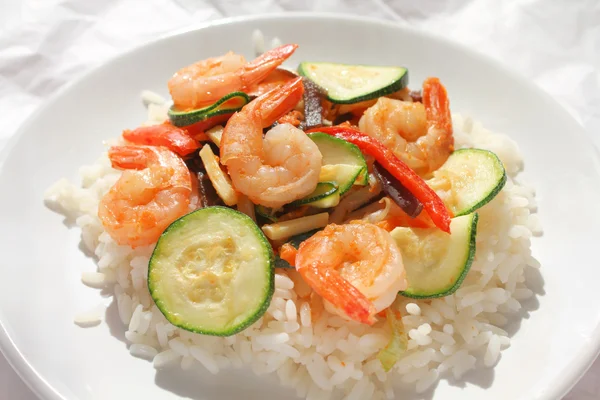Shrimps and rice — Stock Photo, Image