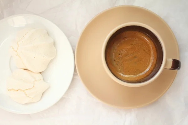 Espresso und Kekse — Stockfoto