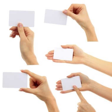 Ellerini kartvizit kolaj beyaz arka plan üzerinde tutun.