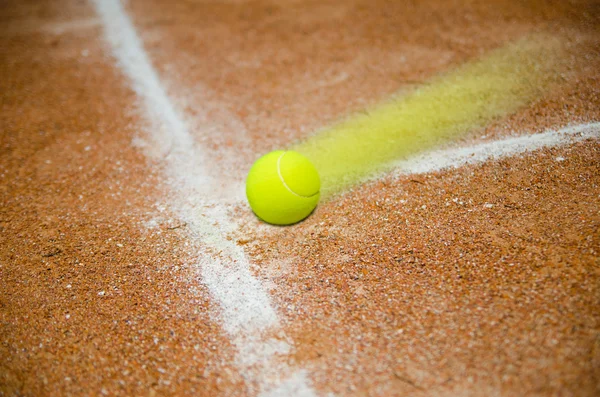 Fast tennis ball — Stock Photo, Image