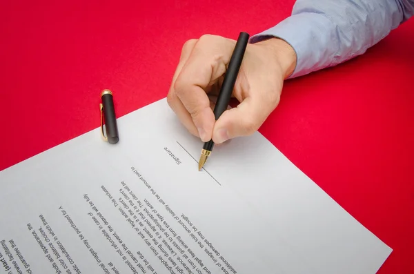 Firma di documenti importanti — Foto Stock