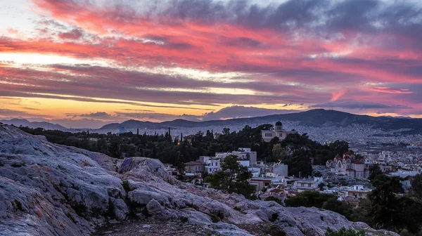 Atenas & Puesta de sol rosa Imagen de archivo