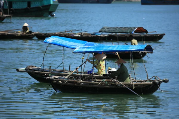 Плавучий рынок Вьетнам — стоковое фото