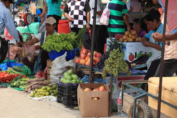 Market in Rurrenabaque — Stock Photo, Image