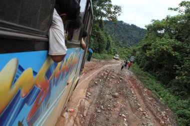 Bolivya'daki death road