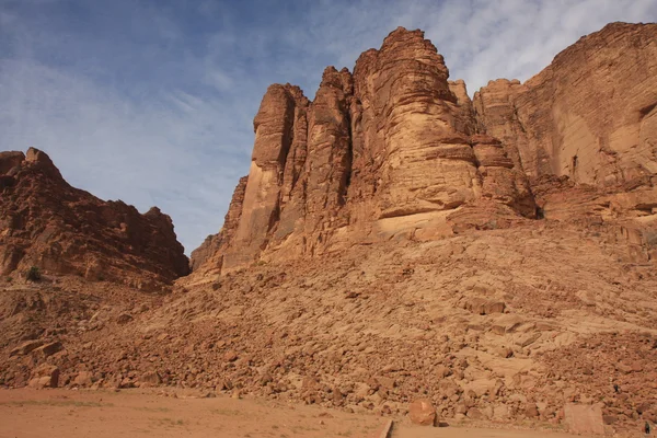 ヨルダンの砂漠のワディ ・ ラム — ストック写真