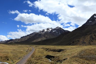 Peru'daki and manzara