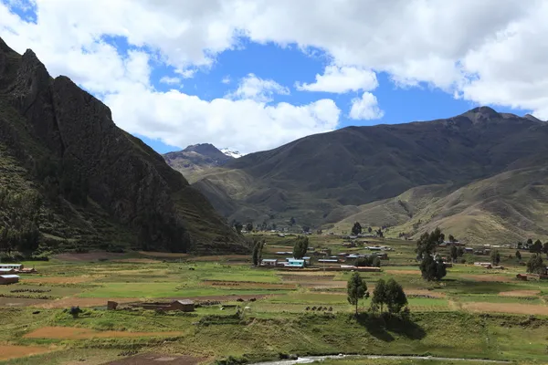 Landschap van de Andes in peru — Stockfoto