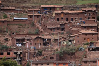 Peru Köyü