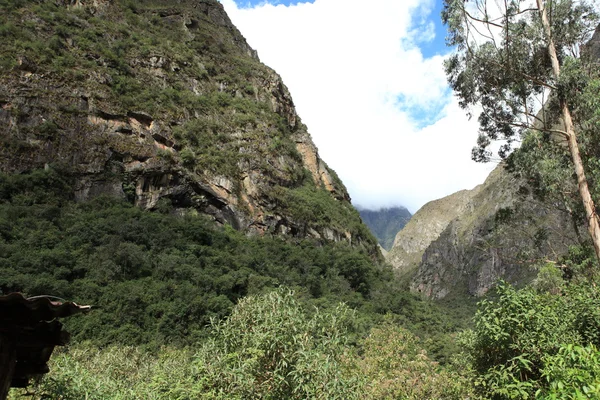 Vales andinos em torno de machu picchu — Fotografia de Stock