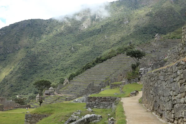 Machu picchu la ciudad inca escondida en los andes — Foto de Stock