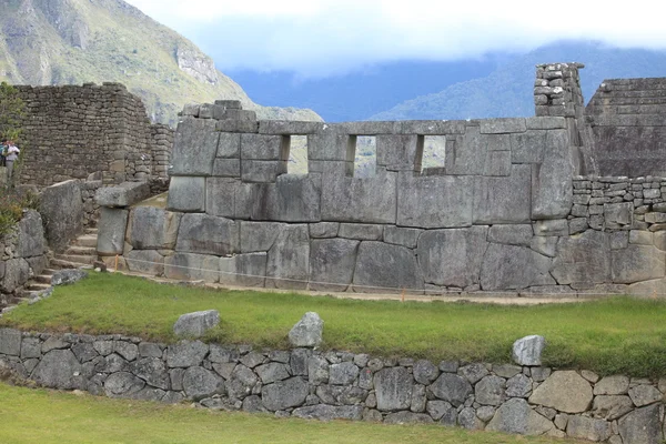 마추 픽추는 안데스 산맥에 숨겨진된 잉카 도시 — 스톡 사진