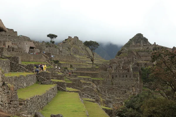 Machu picchu skryté město Inků v oblacích — Stock fotografie