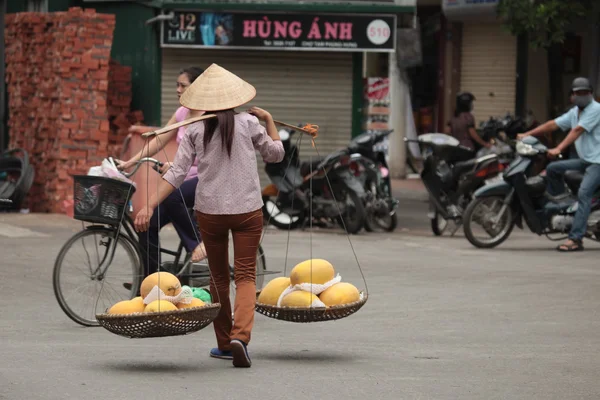 Vendedora no Vietnã — Fotografia de Stock