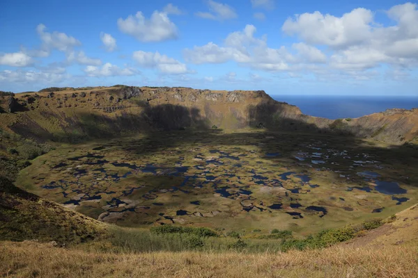 Velikonoční ostrov sopky kráteru rano kau — Stock fotografie