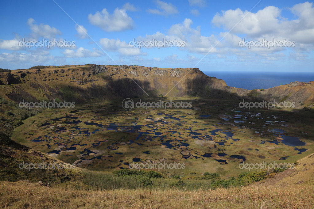Easter Island Volcano Crater Rano Kau — Stock Photo © hecke06 36450415