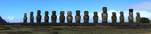 Moais at Easter Island — Stock Photo, Image