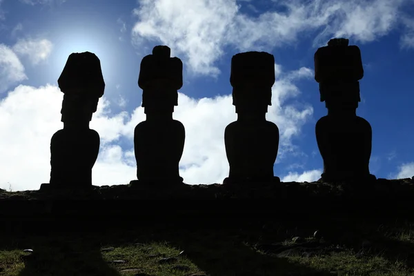 Velikonoční ostrov moai socha — Stock fotografie