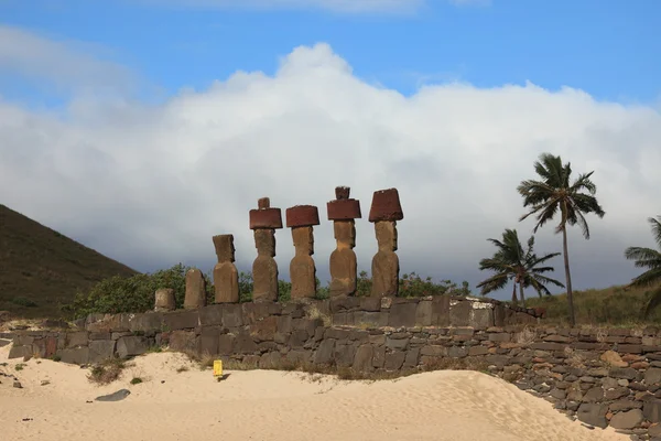 Velikonoční ostrov moai socha — Stock fotografie