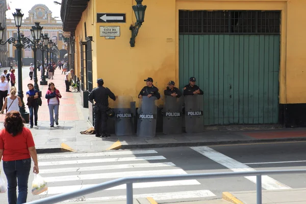 A polícia no Peru — Fotografia de Stock