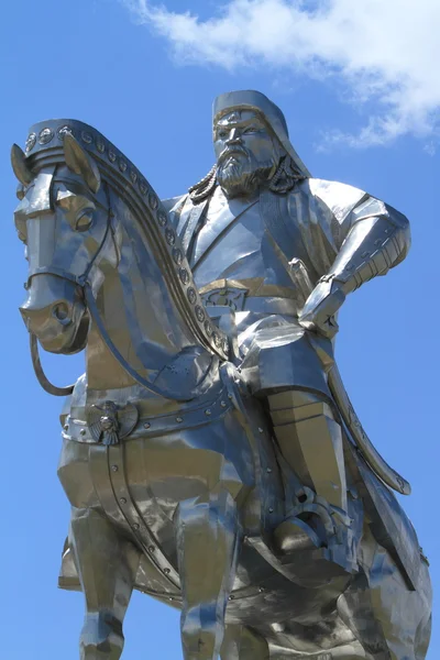 Genghis khan monument op zonjin boldog — Stockfoto