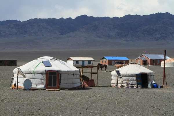 Yurt Village en el desierto de Gobi de Mongolia —  Fotos de Stock