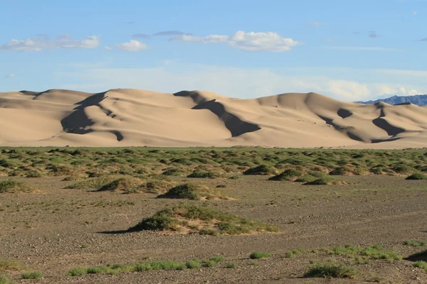 Sanddünen in der Wüste Gobi-Mongolei — Stockfoto