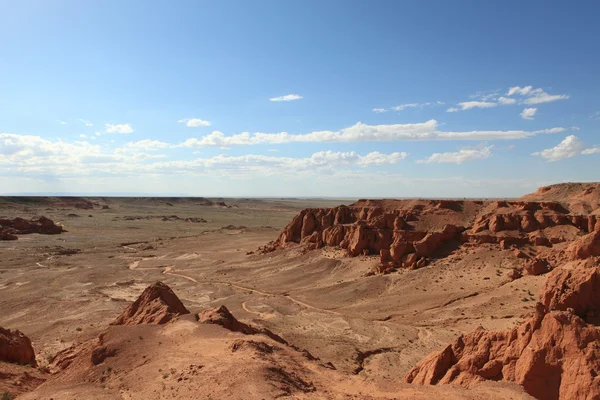 El acantilado ardiente de bayanzag en el desierto de gobi mongolia — Foto de Stock