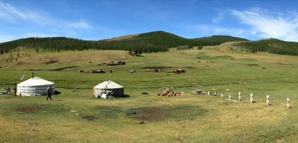 Jurty vesnice v Mongolsku — Stock fotografie