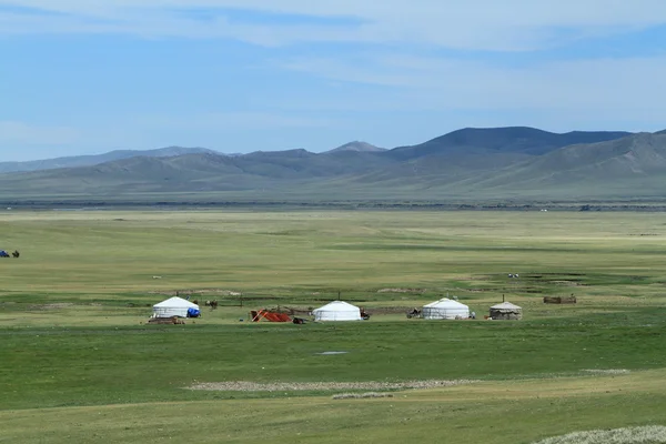 Jurta wsi Mongolii — Zdjęcie stockowe