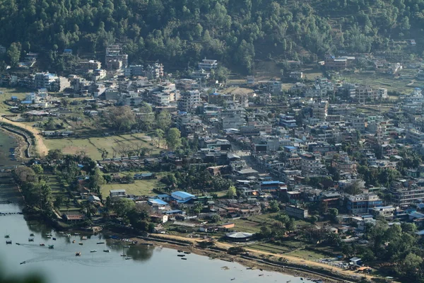 Staden pokhara i nepal — Stockfoto