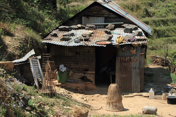Nepal yoksul insanların evi