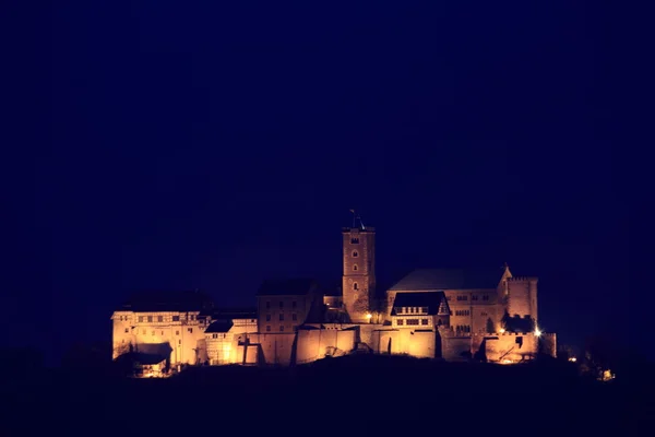 Castelo de Wartburg na Alemanha à noite — Fotografia de Stock