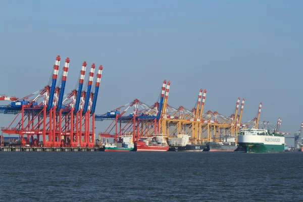 Crane Seaport de Bremerhaven Alemania — Foto de Stock