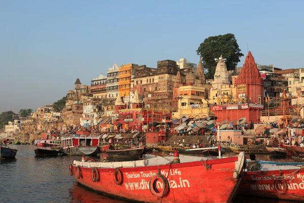 The Holy Ghats of Varanasi in India — Stock Photo, Image