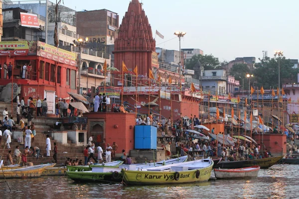 Ghaty w varanasi w Indiach — Zdjęcie stockowe