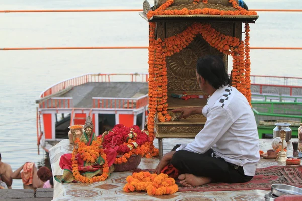 Индуистская церемония в Индии — стоковое фото
