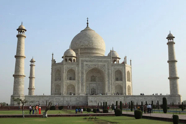 På taj mahal i agra Indien — Stockfoto