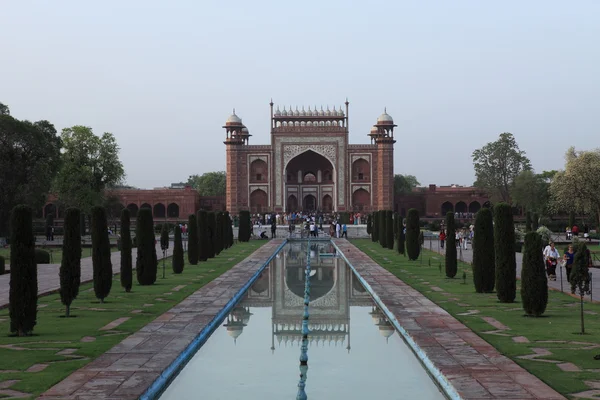 Das taj mahal in agra indien — Stockfoto