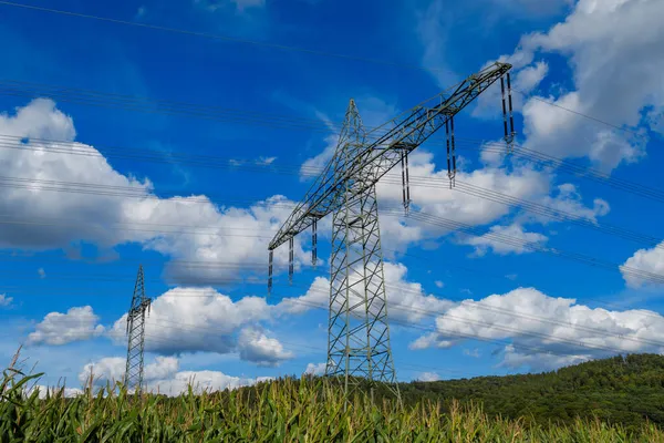 Pylon Com Linhas Elétricas Para Eletricidade — Fotografia de Stock
