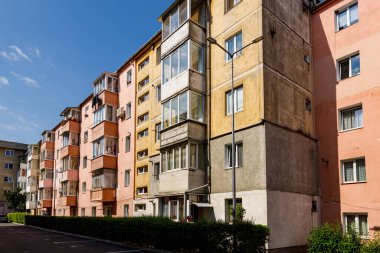 Rasnov Romanya 'daki komünist tarzı eski bir ev, 13 Ağustos 2021