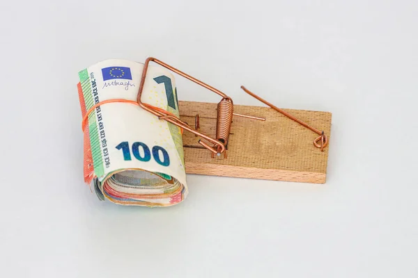 Eine Mausefalle Fängt Euro Und Geld — Stockfoto