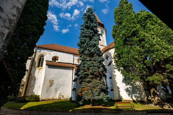 ルーマニアのプレジュマーの城教会 — ストック写真